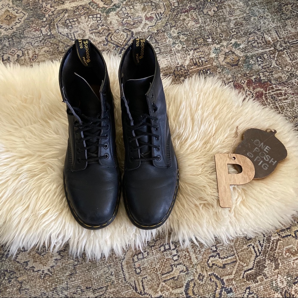 Dr. Martens Vegan 1460 Boots